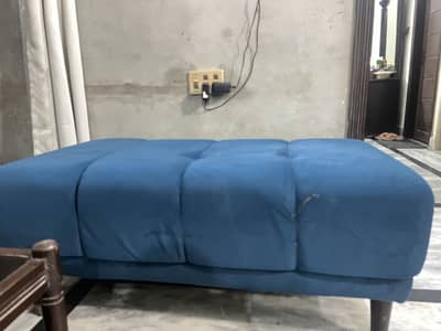 Steal deal 2 seater stool. In new condition up for sale.