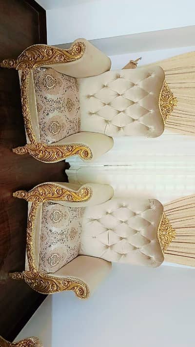 crown 4 seater sofa set urgent sale