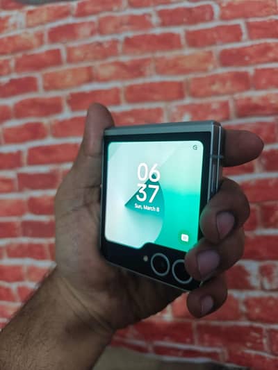 samsung flip 6 / non pta / 256gb fresh new condition