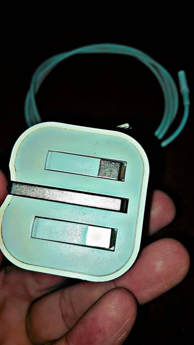 i want to selling iphone charger and cable