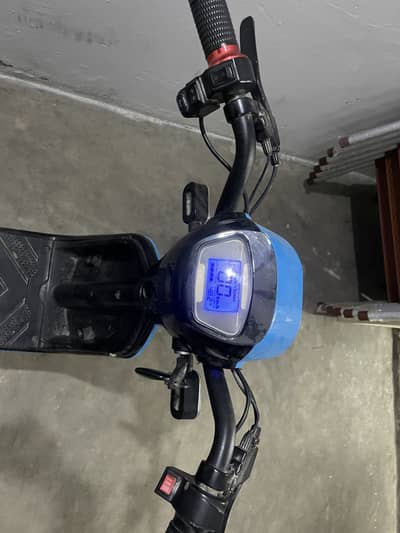 Electric scooter