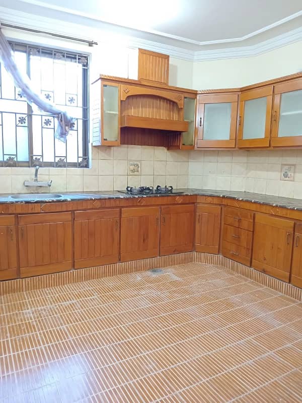 14 Marla Upper Portion With All Basic Necessities 1