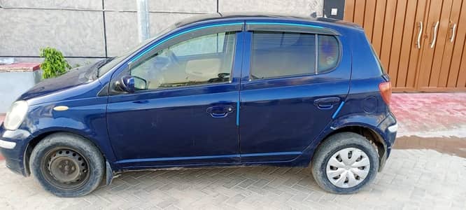 Toyota Vitz japan 2003 FL Model import