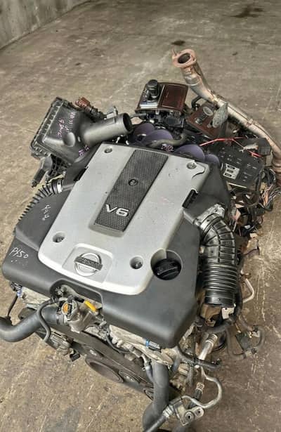 Nissan VQ25HR V6 engine set up a-z complete with all wiring harness