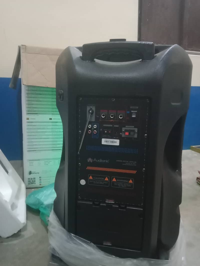 برانڈ نیو اسپیکر 0