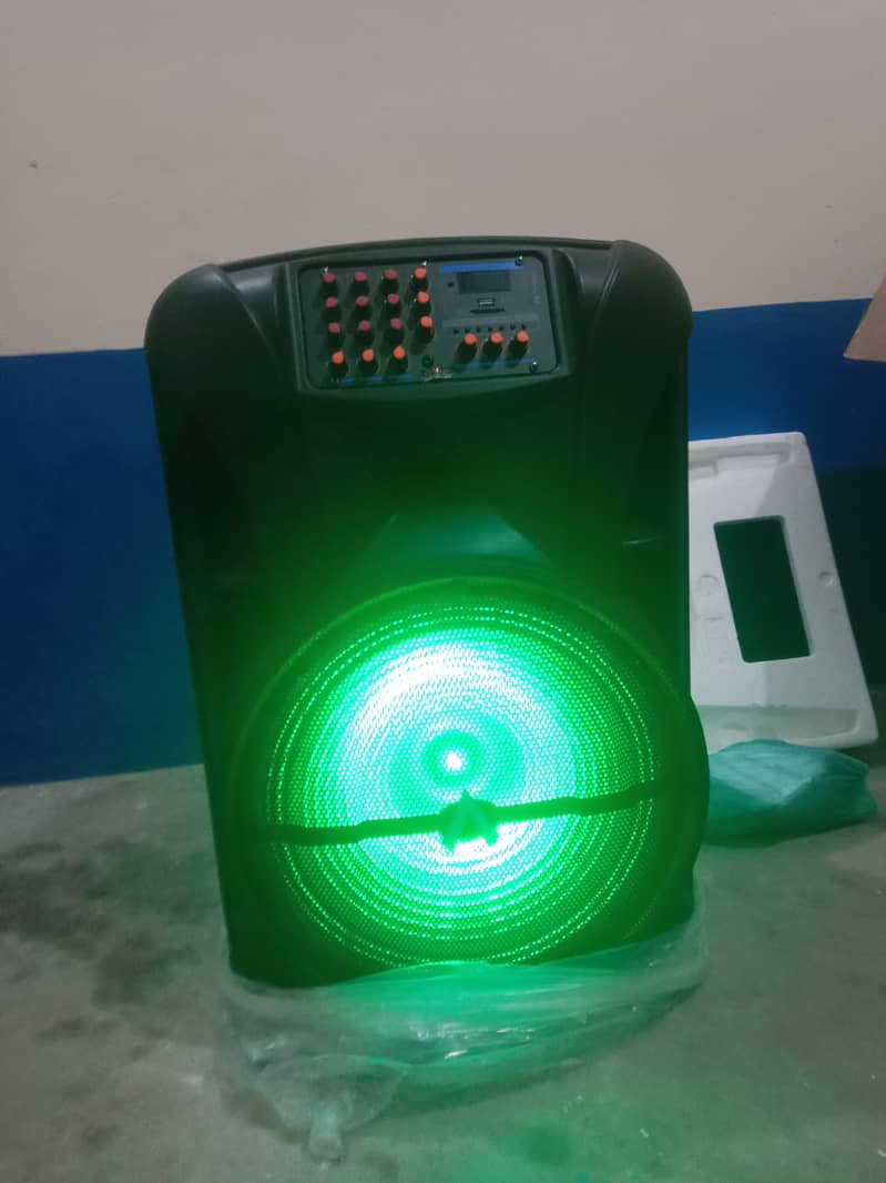 برانڈ نیو اسپیکر 2