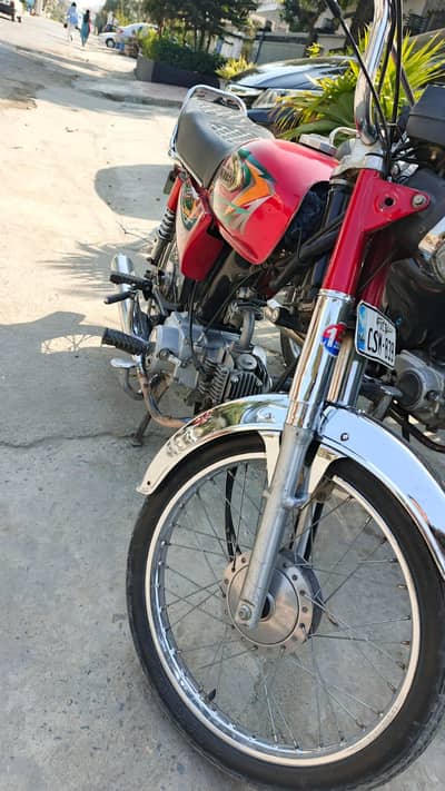 UNITED 70 2023 Model