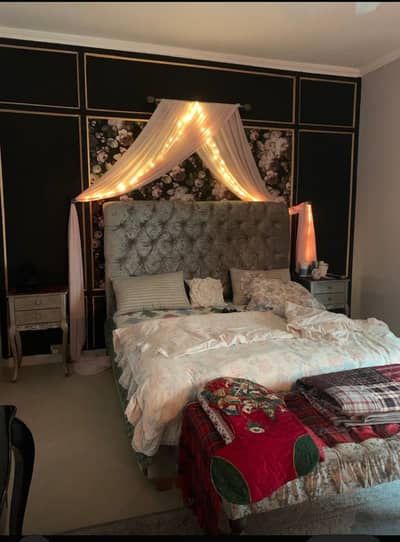 Bed & Side Table Set For Sale (READ AD)