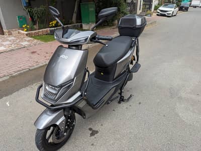 Revoo C 32 Electric Scooter|110KM Range|1800Watt Batery