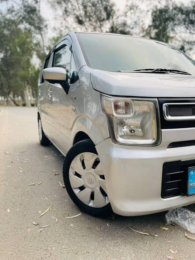 Suzuki Wagon R hybrid (Full option)