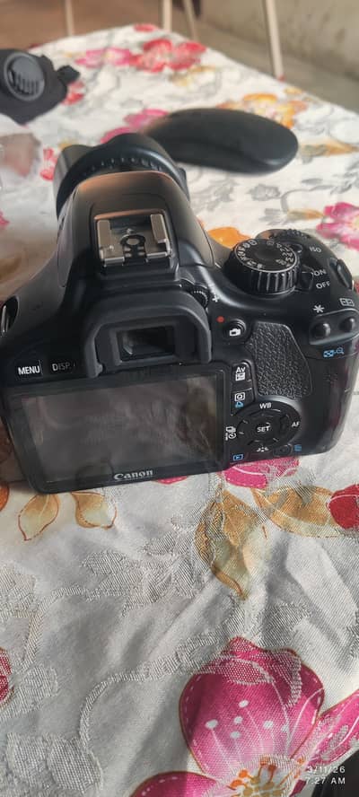 Canon 550D with 80-200mm Zoom Lens & 16GB Card - Ready for Photography