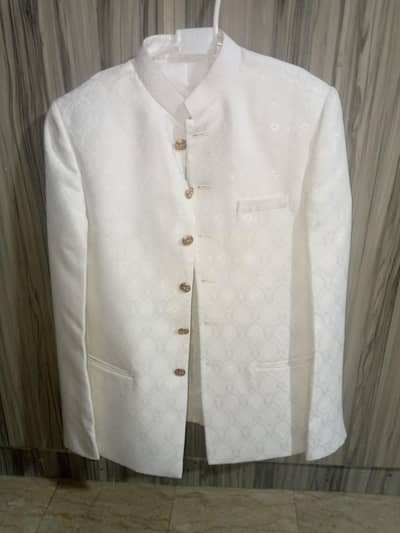 Luxurious Prince coat ( size 40 )