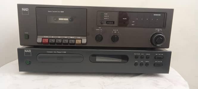 casset and DVD player