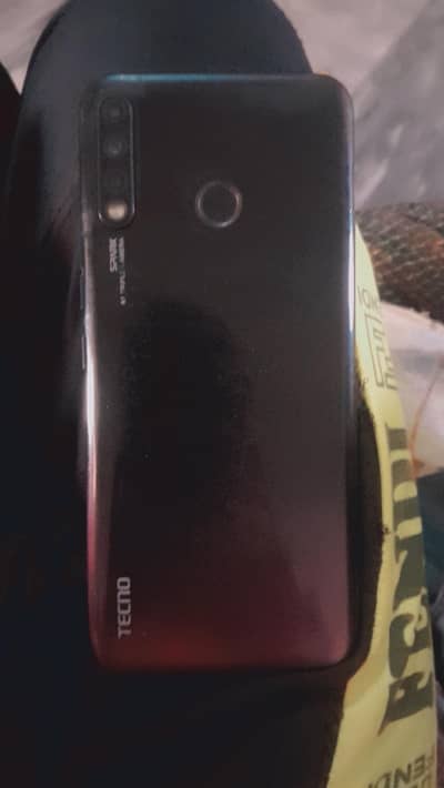 techno spark 4 32GB RAM 32GB MEMORY EXCHANGE POSIBLE