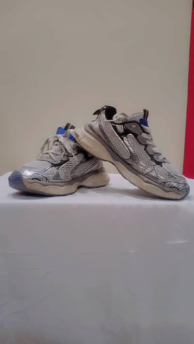 branded soft running shoes