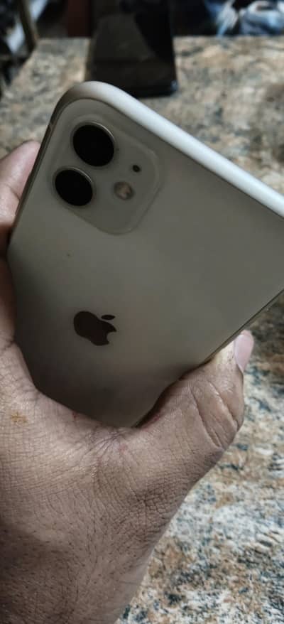 64gb back break 83%percent bettery health non pta LLA model