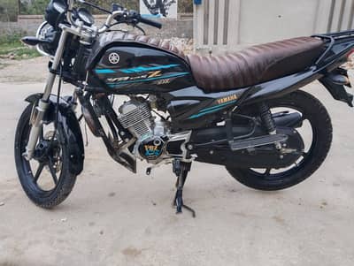 Yamaha YB 125Z-DX - Model 2023 - Excellent Condition