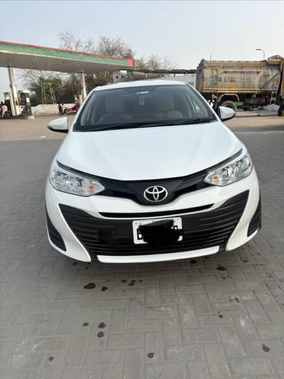 Toyota yaris 1.3 GLI | 53,000 KM DRIVEN |GENUINE PAITN| Excellent