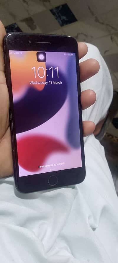 iPhone 7plus pta approved