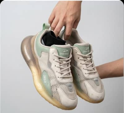 COMFORTABLE SHOES running joggers