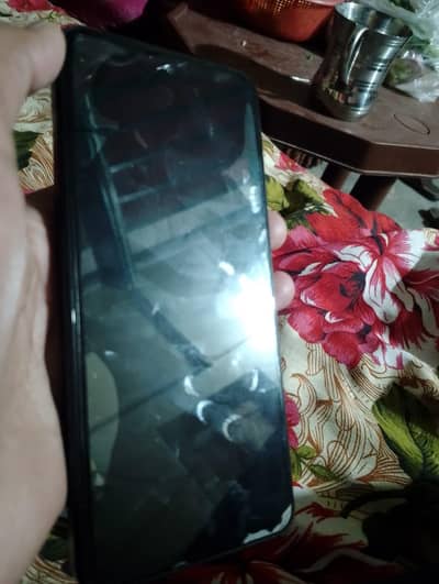 4/64 Infinix hot 30 play