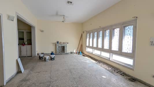 FOR RENT 500 Sqyrd Liveable 3 Bedrooms Double Storey House F_6/1