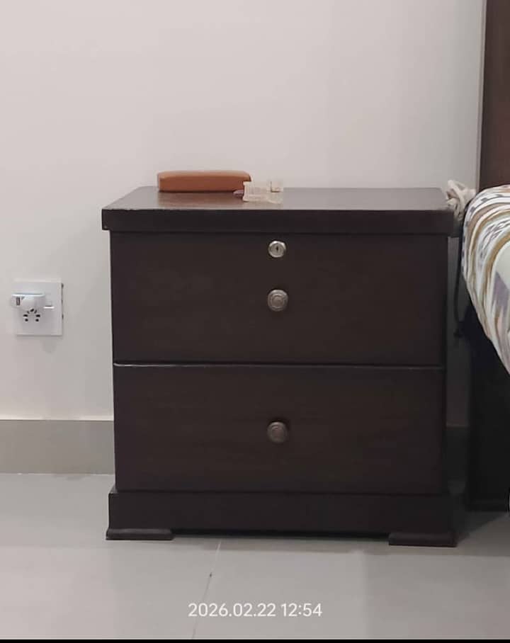 Perfect condition bed set 3