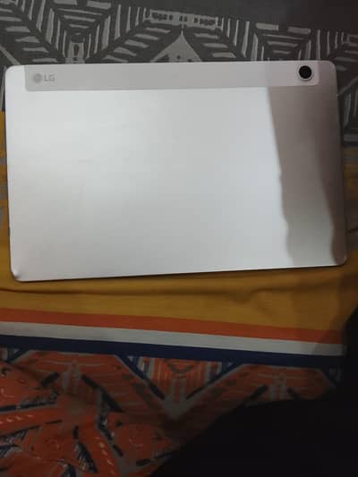 lg tab ultra silver colour