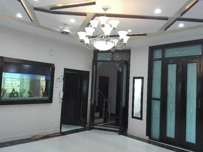 5 Marla House Ideally Situated In Khayaban-e-Amin
