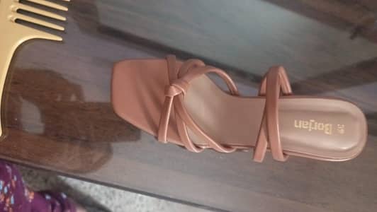 sandal heel