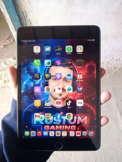 I pad mini 5 64gb water pack  exchange with iPhone