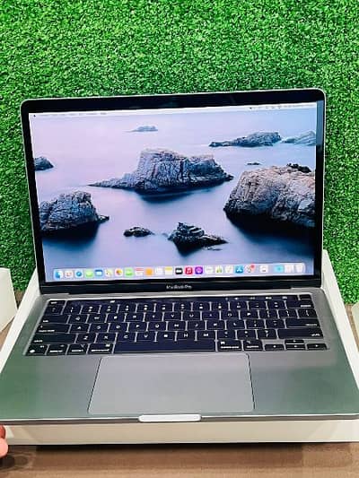 Apple MacBook M2 pro Chip 1TB