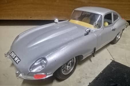 Bburago Made In Italy Vintage Jaguar E Coupe 1961 Scale 1/18 Diecast