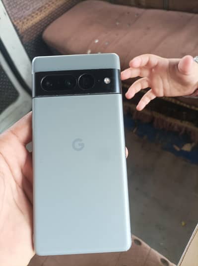 Urgent sell pixel 7pro oficial PTA Approved WhatsApp 03700751685