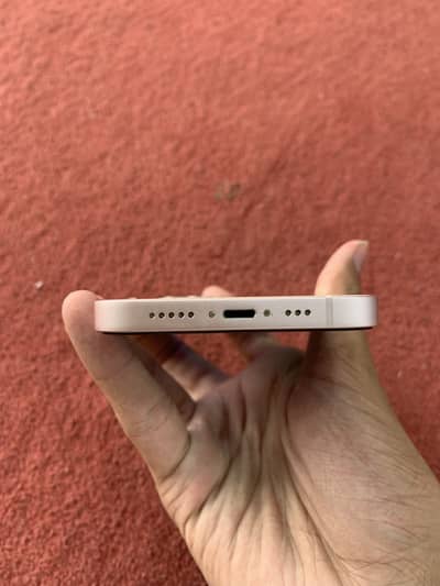 I phone 13 | 86 orignal battery | 10/10 scratchless phone