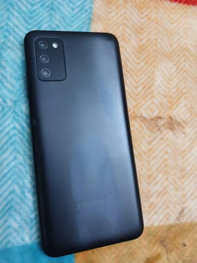 samsung mobile hai . . non pta.  like new argent sale