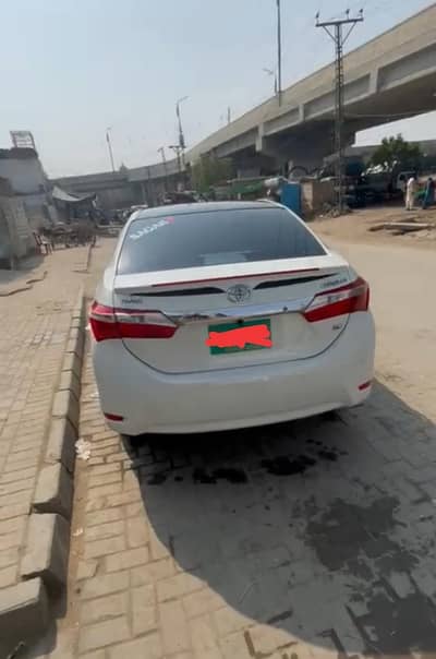 Toyota Corolla GLI model 2015 For sell