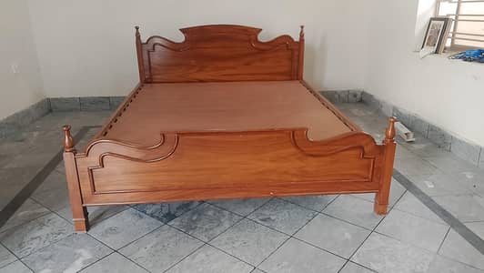 Double Bed Queen Size