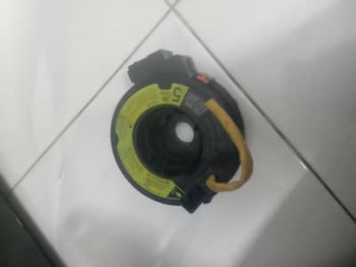 Steering wheel multimedia device