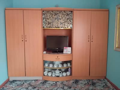 9/10 condition Almaari