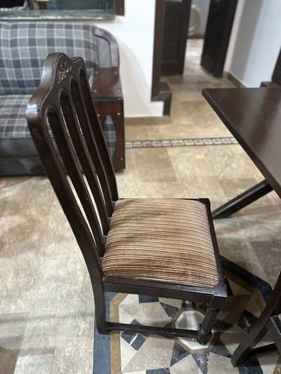 Real Wood Dining Table with 4 Chairs – Solid & Elegant