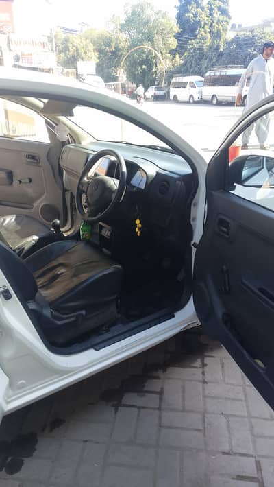 yangoo ka laya responseble driver ke zarorat ha