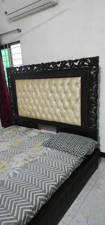 wooden solid Double bed