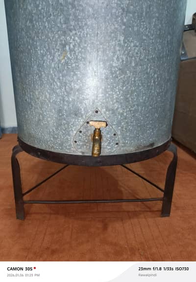 water tank available good condition all okay no leak