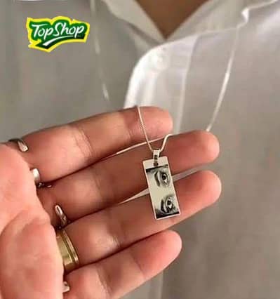 Customized Eye Locket