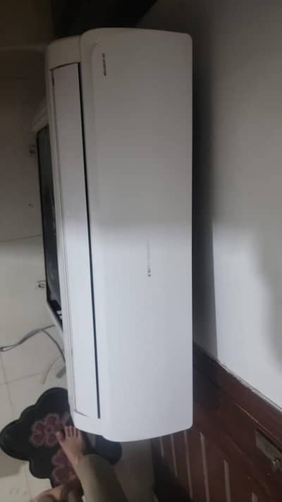 dc inverter 1.5 ton  changhong ruba