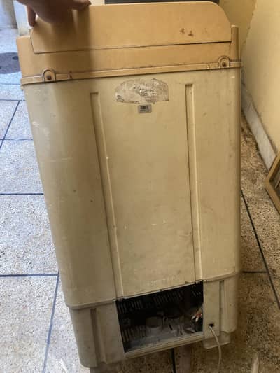 KenWood Wahsing Machine urgent sale