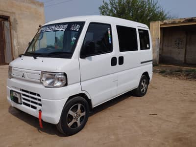Every Mitsubishi Japan van ,03066784326