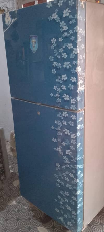 Haria fridge gals dor originally candishna A1 chalti  03038356796