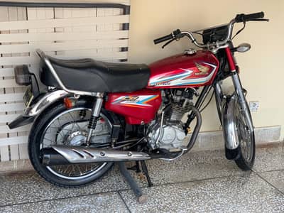 125 forsale owned Army officer used 1st oner